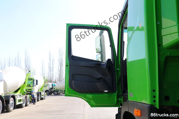 Foton Auman GTL 9 Series Heavy Truck 400 hp 8X4(12 wheels) 5.8m Dump Truck Cab (1) | 86Trucks
