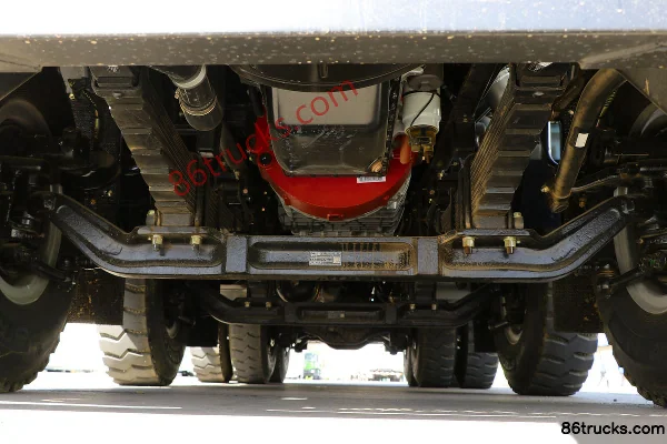 Foton Auman GTL 9 Series Heavy Truck 400 hp 8X4(12 wheels) 5.8m Dump Truck Chassis (1) | 86Trucks