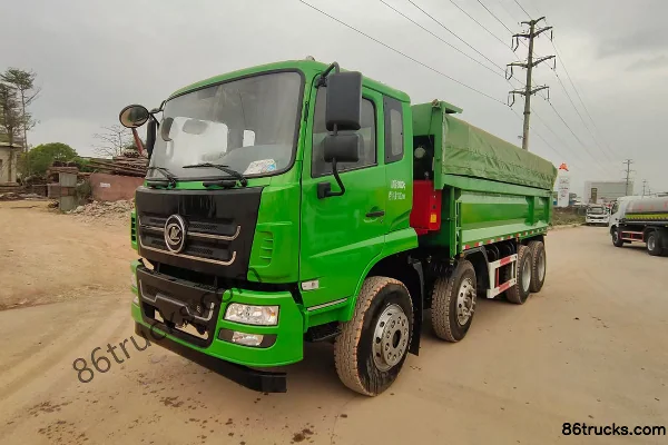 Hubei Chengli Xiongshi 300 hp 8X4(12 wheels) 5.6m Dump Truck Exterior