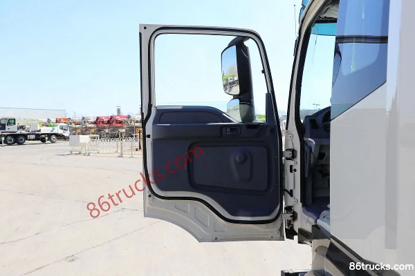 Loxa Heavy Machinery grue de 25 tonnes (FTC25Q5) Cabine (1) | 86Trucks