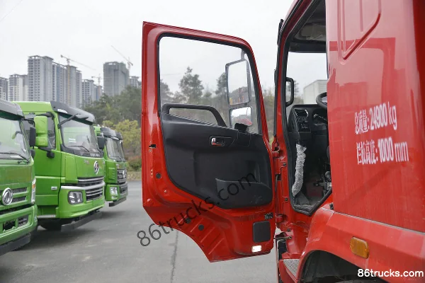 Dongfeng F5 220hp 6X2(8 wheels) 4.8m dump truck Cab (1) | 86Trucks