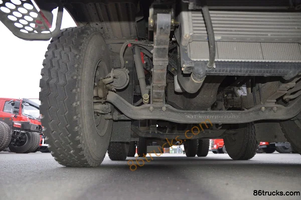 Dongfeng F5 220hp 6X2(8 wheels) 4.8m dump truck Chassis (2) | 86Trucks