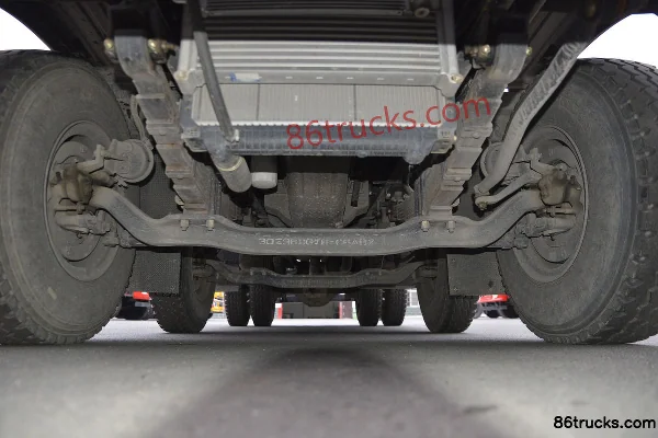 Dongfeng F5 220hp 6X2(8 wheels) 4.8m dump truck Chassis (1) | 86Trucks