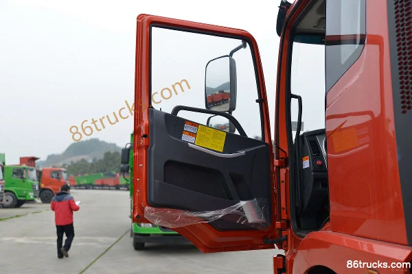 Dayun Fengchi 290 ch 8X4(12 roues) 6,2 m camion benne Cabine (1) | 86Trucks