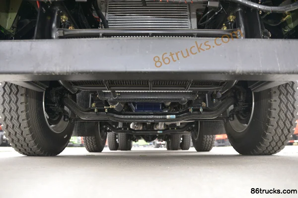 Dayun F7 7.7L Diesel 300hp 8X4(12 wheels) Fast Gear 10-speed 5.6m Cab-over Dump Truck Chassis (1) | 86Trucks