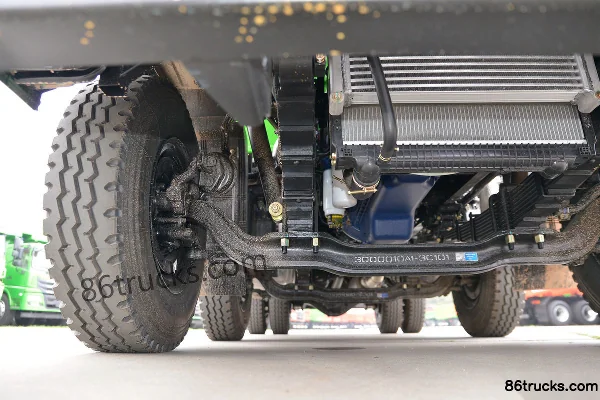 Dayun F7 Heavy Truck Composite Type 270hp 6X2(8 wheels) 4.8m Dump Truck (China VI) Chassis (2) | 86Trucks