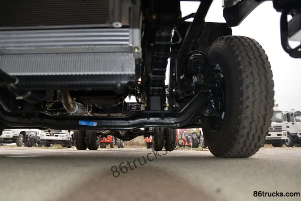 Dongfeng Commercial Vehicle Tianjin VR 185 hp 4X2(6 wheels) Compressed Garbage Truck (Zhonglian Brand) (China VI) Chassis (3) | 86Trucks