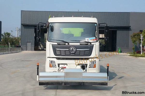 Dongfeng Commercial Vehicle Tianjin VR 210 hp 4X2(6 wheels) Saiwo brand cleaning truck Exterior