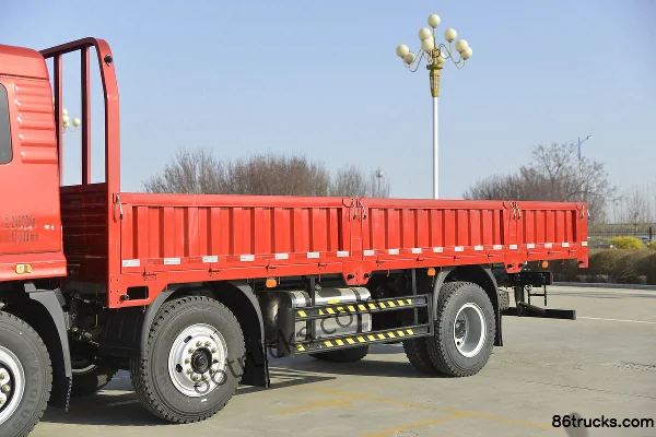 Kama Yunteng 220 ch 6X2(8 roues) camion porteur à ridelles 6,8 m (China VI) Carrosserie (1) | 86Trucks