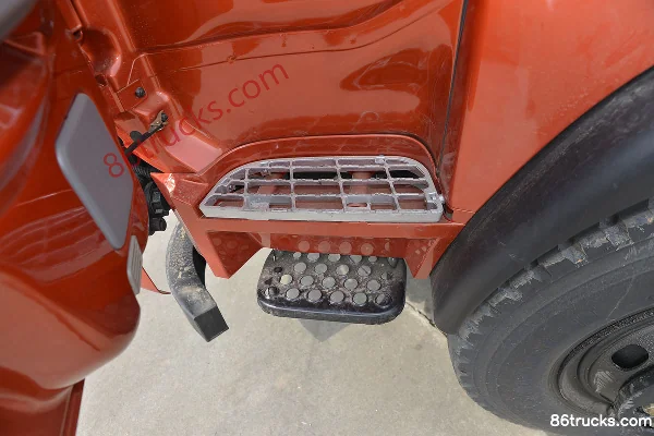 Dayun Fengdu 140hp 4X2(6 wheels) 4.2m Dump Truck Cab (3) | 86Trucks