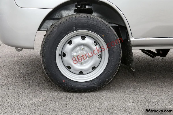 Jinbei T10 2021 Standard Edition 85hp 4X2(6 wheels) 1.2L Gasoline 2.5m Single Row Flatbed Mini Truck (China VI) Chassis (1) | 86Trucks