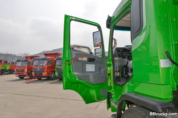 Dayun Fengdu 220hp 6X2(8 wheels) 4.8m dump truck Cab (1) | 86Trucks