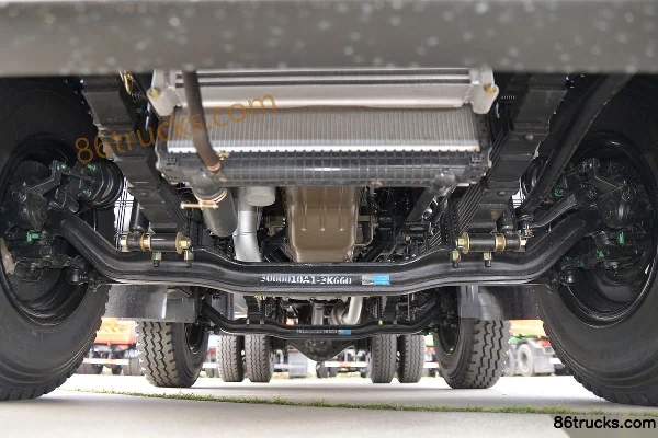 Dayun Zhisheng 220hp 6X2(8 wheels) 4.8m dump truck Chassis (1) | 86Trucks