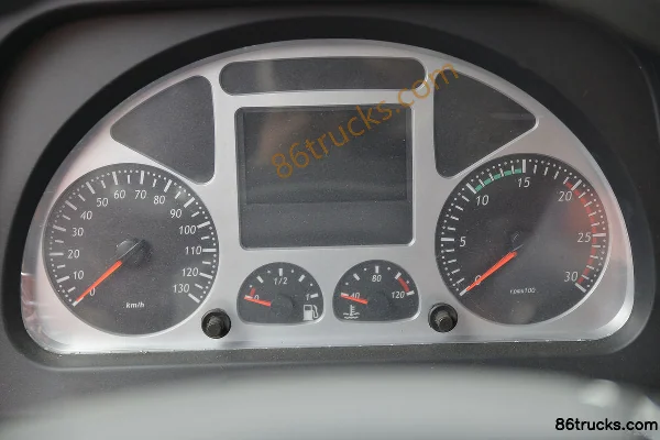 Dayun Fengchi 300 ch 8X4(12 roues) Camion benne 6,5 m (China VI) Cabine (2) | 86Trucks