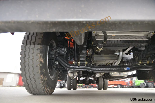 Dayun Fengchi Composite 200 ch 4X2(6 roues) Camion benne 6,5 m (pont avant 3,6 t) Châssis (2) | 86Trucks