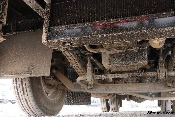 Dongfeng 140 hp 3-seat Box Van (China VI) Chassis (2) | 86Trucks