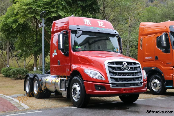 Dongfeng Liuqi Chenglong T5 Heavy Truck 400 hp 6X4(10 wheels) LNG Tractor Truck (China VI) Exterior