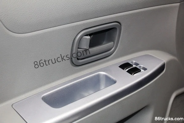Fujian Qiteng M70L Basic Manual 91 hp 1.5L Van Cab (3) | 86Trucks