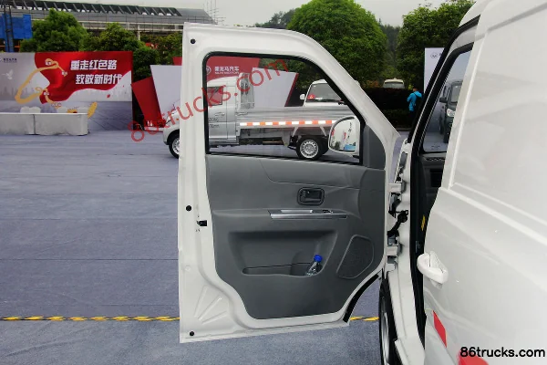 Fujian Qiteng M70L Basic Manual 91 hp 1.5L Van Cab (1) | 86Trucks