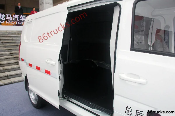 Fujian Qiteng M70L Basic Manual 91 hp 1.5L Van Body (3) | 86Trucks