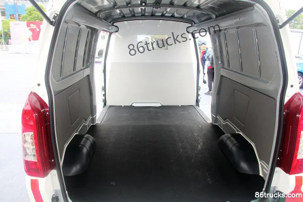 Fujian Qiteng M70L Basic Manual 91 hp 1.5L Van Body (1) | 86Trucks