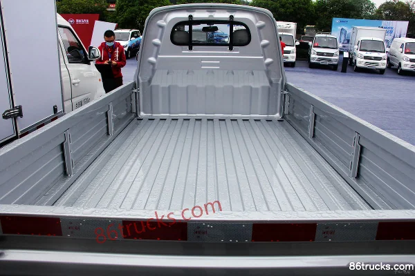 XINLONGMA Qiteng N30 Comfort 1.3L 91 ch 4X2(6 roues) 2.8m Camion plateau simple cabine (China VI) Carrosserie (3) | 86Trucks