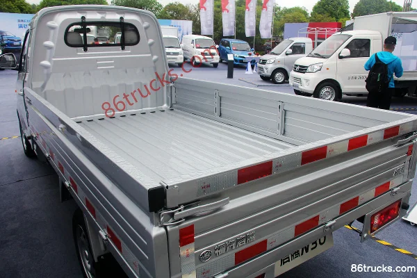 XINLONGMA Qiteng N30 Comfort 1.3L 91 ch 4X2(6 roues) 2.8m Camion plateau simple cabine (China VI) Carrosserie (2) | 86Trucks