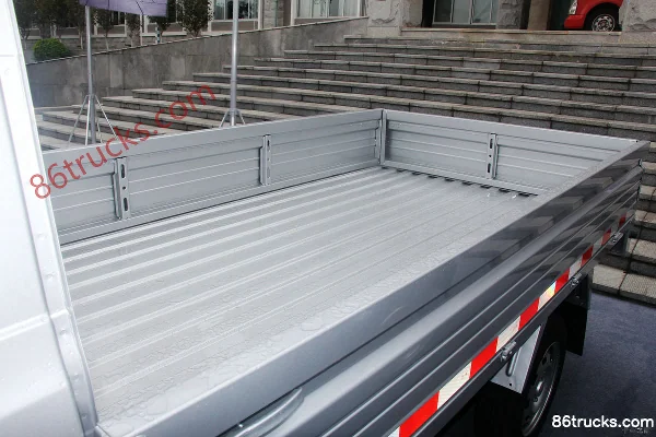 XINLONGMA Qiteng N30 Comfort 1.3L 91 ch 4X2(6 roues) 2.8m Camion plateau simple cabine (China VI) Carrosserie (1) | 86Trucks