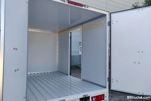 XINLONGMA Qiteng N50EV 2.6T Guoxuan version 2.7m single-row pure electric box mini truck 4X2(6 wheels) Body (2) | 86Trucks