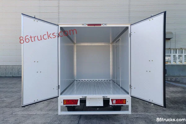 XINLONGMA Qiteng N50EV 2.6T Guoxuan version 2.7m single-row pure electric box mini truck 4X2(6 wheels) Body (1) | 86Trucks
