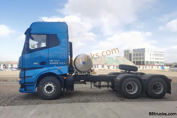 FARIZON G1L Heavy Truck 430 hp 6X4(10 wheels) LNG Tractor Truck Exterior (3) | 86Trucks