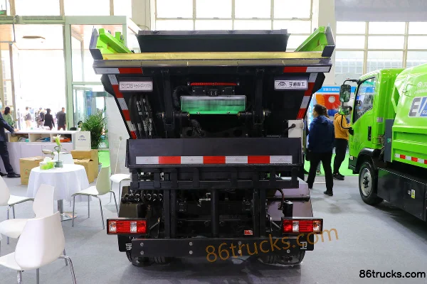 Yutong W3 micro camion 3.5T 4X2(6 roues) benne à ordures à chargement automatique électrique Extérieur (3) | 86Trucks