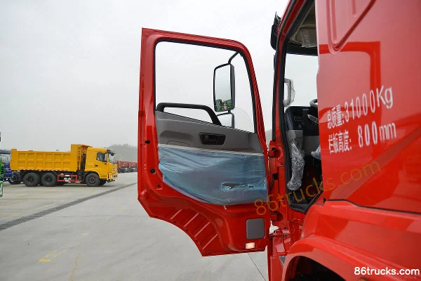 Sanhuan Shitong Haolong camion moyen 270 ch 8X2(10 roues) 7 m camion benne (essieu relevable) Cabine (1) | 86Trucks
