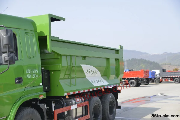 Sanhuan Shitong Haolong medium truck 240hp 6X4(10 wheels) 5.2m dump truck Body (1) | 86Trucks