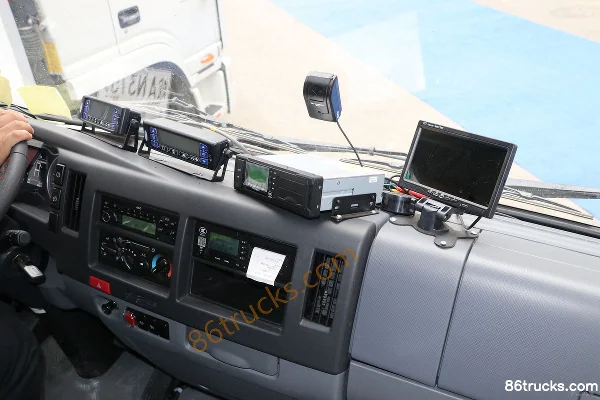 JAC Dewos Q9 Ice Doctor 220 ch 4X2(6 roues) 7,8 m camion frigorifique (China VI) (marque Hongchang Tianma) (groupe frigorifique Carrier) Cab