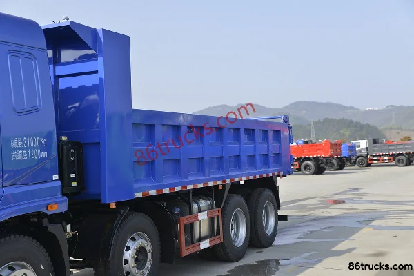 Sanhuan Shitong Haolong heavy truck 270 hp 8X4(12 wheels) 8 m dump truck Body (1) | 86Trucks