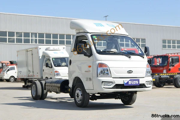 Kama Ruihang X1 2.0L 122hp 4X2(6 wheels) CNG 4.01m Single Row Van Mini Truck Exterior