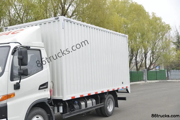 JAC Shuailing E cabine moyenne 130 ch 4X2(6 roues) fourgon léger à cabine simple 4,15 m (China VI) Carrosserie (1) | 86Trucks