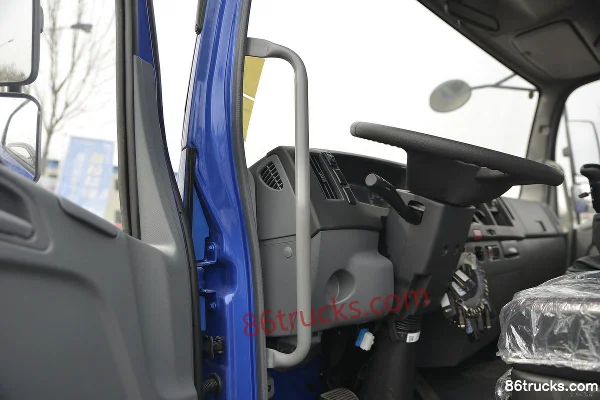 JAC Dewos V8 Grand Taurus mini 170 ch 4X2(6 roues) 5.48 m camion porteur à ridelles à cabine demi-avancée (China VI) (1) | 86Trucks