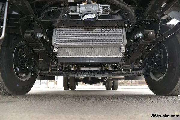 JAC Shuailing E Medium Body 160 hp 4X2(6 wheels) 3.89m semi-row stake-side light truck (China VI) Chassis (1) | 86Trucks