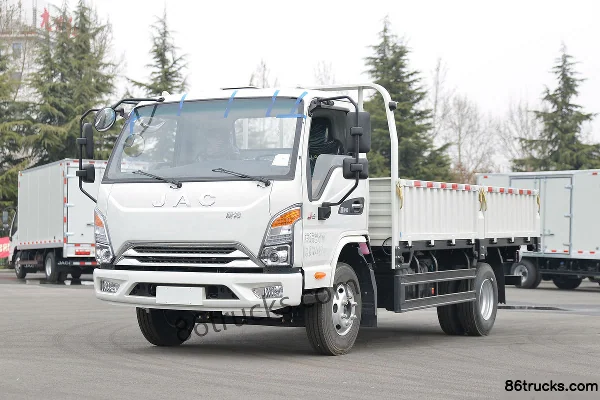 JAC Kangling J6 Luxury Edition 180hp 4X2(6 wheels) 5.175m Single Row Flatbed Light Truck (China VI) Exterior (3) | 86Trucks