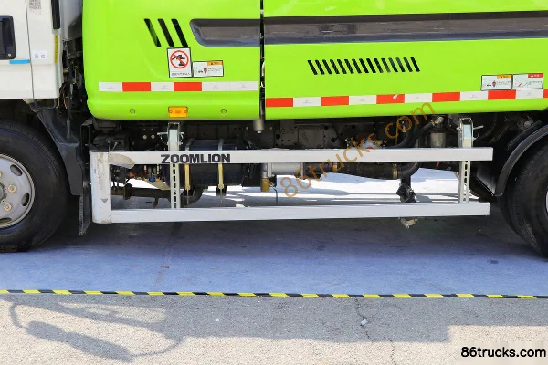 JMC Kaiyun 152 hp 4X2(6 wheels) Green Comprehensive Maintenance Truck (Zoomlion Brand) (China VI) Chassis (1) | 86Trucks