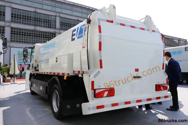 BYD T7B 4X2(6 wheels) Electric Kitchen Waste Truck (Hualin Brand) Exterior (3) | 86Trucks