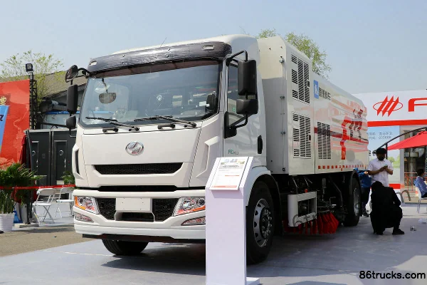 Yuejin FC500 4X2(6 wheels) fuel cell washing and sweeping truck (Fulong Continental) Exterior (3) | 86Trucks