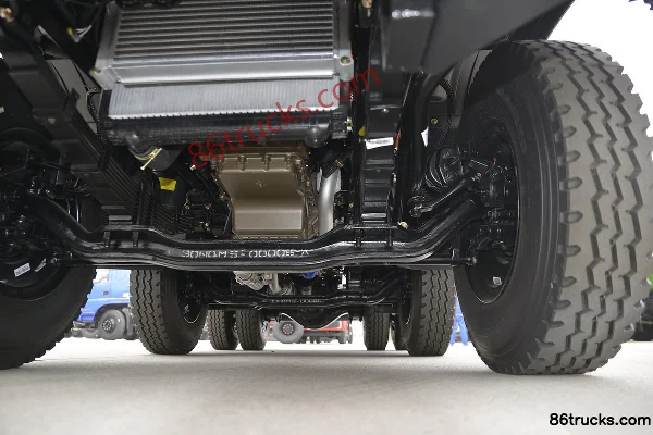 Sanhuan Shitong Chuangke 220 hp 6X2(8 wheels) 4.5m Dump Truck Chassis (3) | 86Trucks