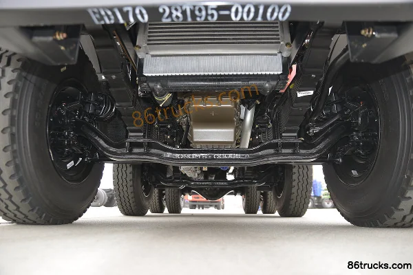 Sanhuan Shitong Chuangke 220 hp 6X2(8 wheels) 4.5m Dump Truck Chassis (1) | 86Trucks
