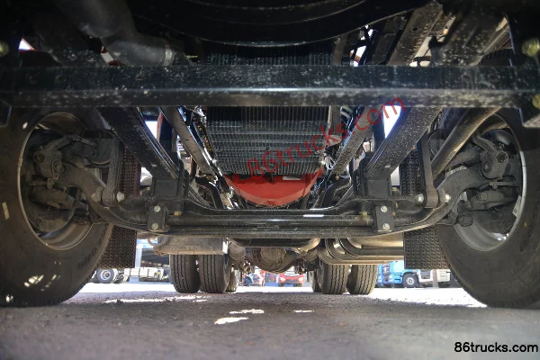 Foton AumanGTL Version Nord 470 ch 6X4(10 roues) Tracteur routier AMT (China VI) Châssis (1) | 86Trucks