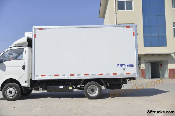 Kama Ruihang X1 113 hp 4X2(6 wheels) 3.6m Refrigerated Truck Body (3) | 86Trucks
