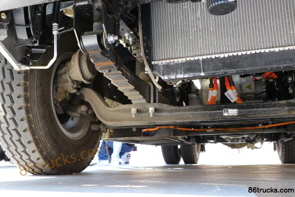 Yuejin EC500 4X2(6 roues) camion benne à déchets alimentaires électrique pur (Proloco) Châssis (2) | 86Trucks
