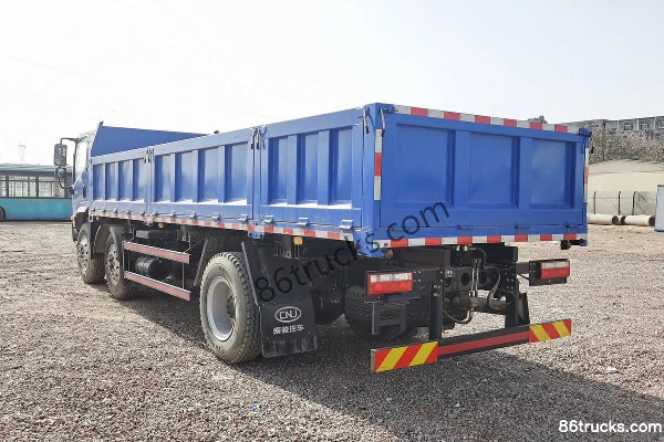 NanJun Ruijie D30 220hp 6X2(8 wheels) 6.8m dump truck Exterior (3) | 86Trucks